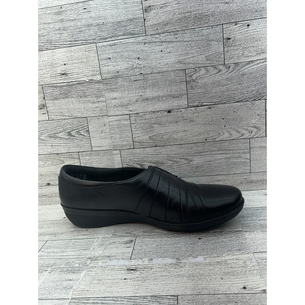 Clarks collection shoes